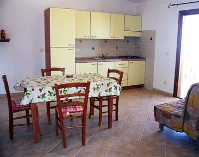фото отеля Isola Rossa Appartamenti Paduledda