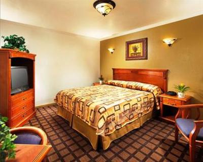 фото отеля American Inn Downey