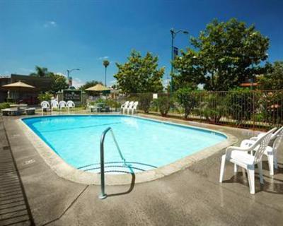 фото отеля American Inn Downey