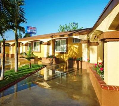 фото отеля American Inn Downey