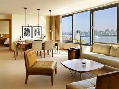 фото отеля Hyatt Regency Mainz