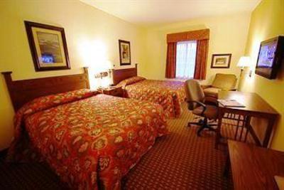 фото отеля Mountain Inn & Suites Airport