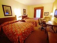 Mountain Inn & Suites Airport