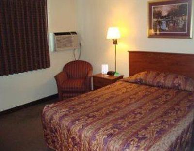 фото отеля Nichols Inn & Suites Winona