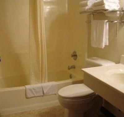 фото отеля Nichols Inn & Suites Winona