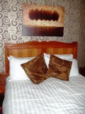 фото отеля Rose & Crown Inn Brockenhurst