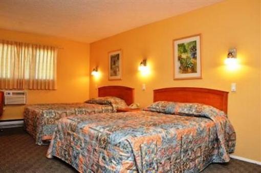 фото отеля Canadas Best Value Inn Kelowna