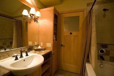 фото отеля Moraine Lake Lodge