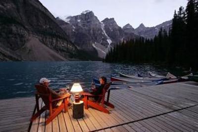 фото отеля Moraine Lake Lodge