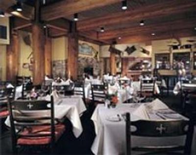фото отеля Moraine Lake Lodge