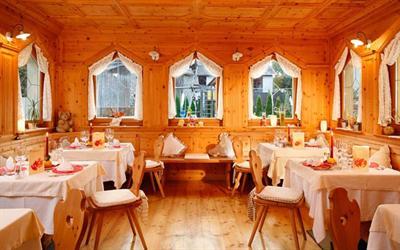 фото отеля Hotel Matillhof Latsch