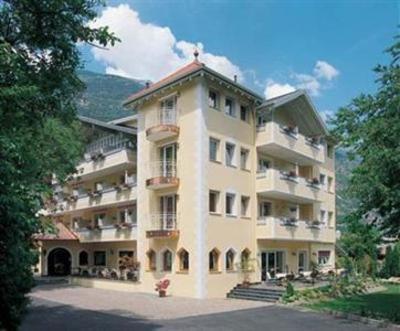 фото отеля Hotel Matillhof Latsch