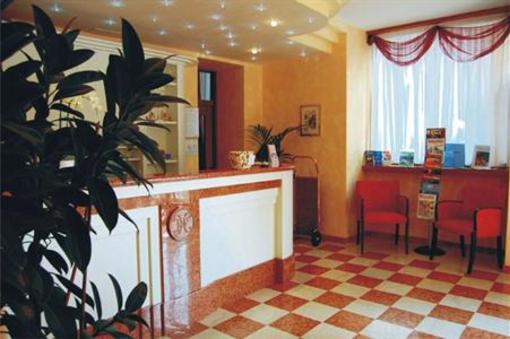фото отеля Hotel Portici Riva del Garda
