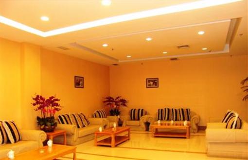 фото отеля Dalian Aerbin Jinshan Hotel Water Park