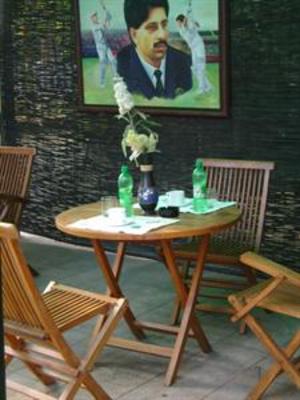 фото отеля Cricketers Inn