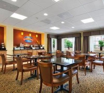 фото отеля Baymont Inn & Suites Baytown