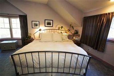 фото отеля Shooting Star Bed and Breakfast