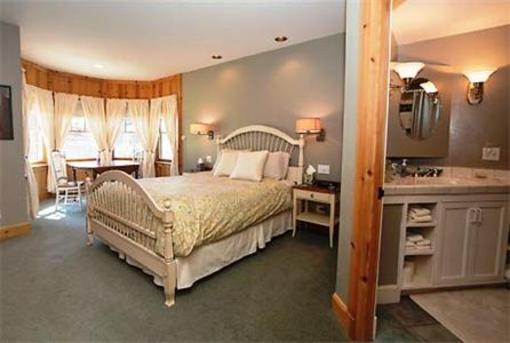 фото отеля Shooting Star Bed and Breakfast
