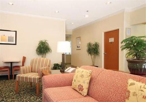 фото отеля Comfort Inn & Suites Waterloo