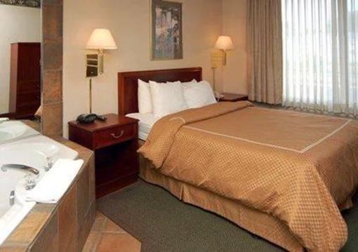 фото отеля Comfort Suites Grandville