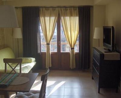 фото отеля Apartamentos Playa Galizano Ribamontán al Mar