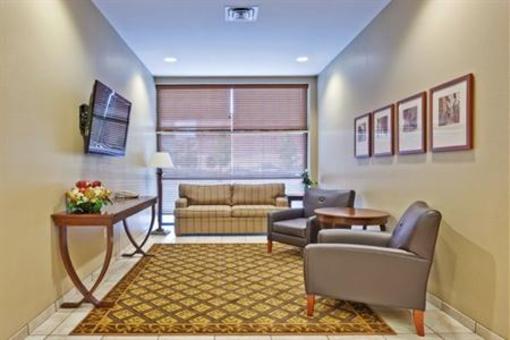 фото отеля Candlewood Suites Terre Haute
