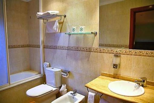 фото отеля La Quadra Hotel Macanet de Cabrenys