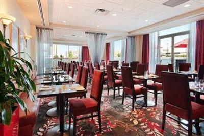 фото отеля Hilton Vancouver Metrotown