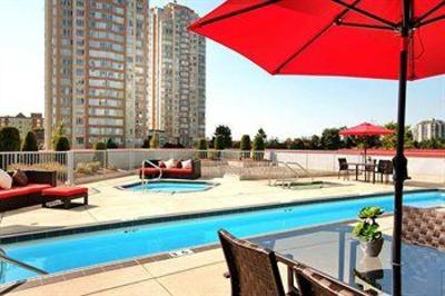фото отеля Hilton Vancouver Metrotown