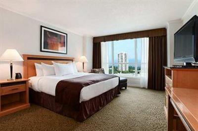 фото отеля Hilton Vancouver Metrotown