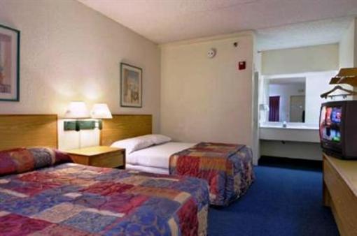 фото отеля Red Roof Inn - El Paso West