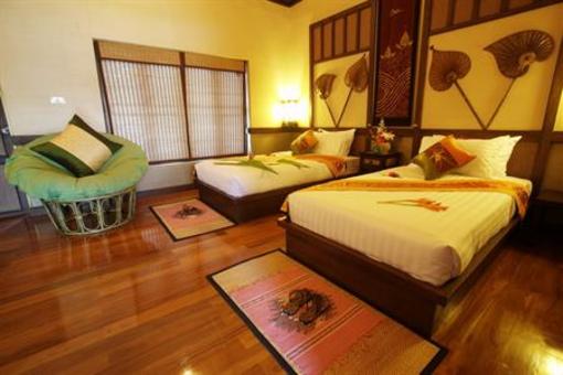 фото отеля Chomwana Resort & Horse Club
