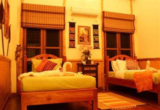 фото отеля Chomwana Resort & Horse Club