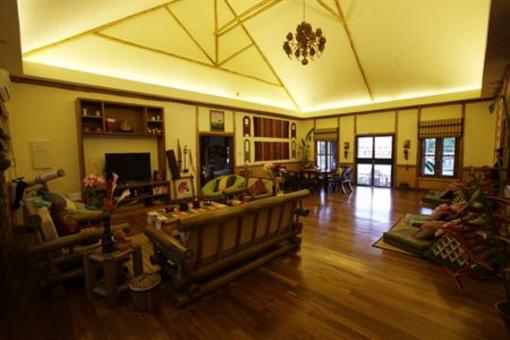 фото отеля Chomwana Resort & Horse Club