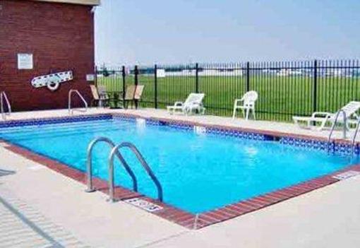 фото отеля Quality Inn & Suites Greenfield