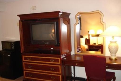 фото отеля The Lodge Hotel & Banquets St. Louis Airport
