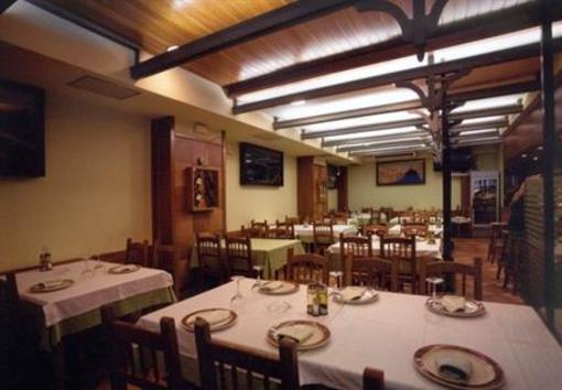 фото отеля Hostal Linar