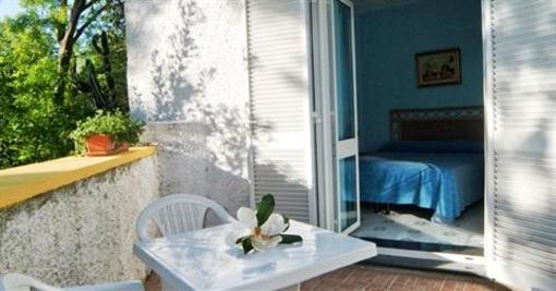 фото отеля Villa Le Magnolie Hotel Forio