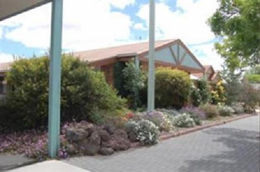 фото отеля Horsham Mid City Court Motel
