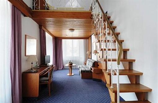 фото отеля Hotel Goldener Hirsch Kaufbeuren