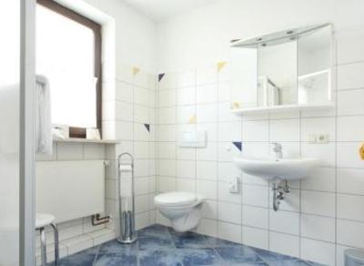 фото отеля Landhotel Weisser Hahn Wemding