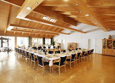 фото отеля Landhotel Weisser Hahn Wemding