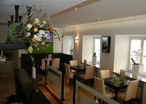 фото отеля Landhotel Weisser Hahn Wemding