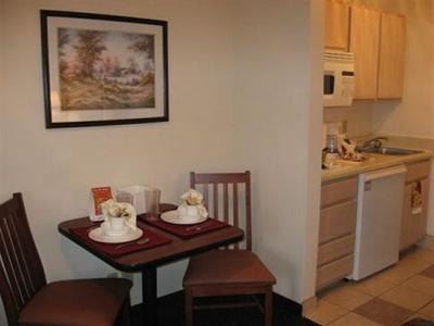 фото отеля Sun Suites of Gwinnett