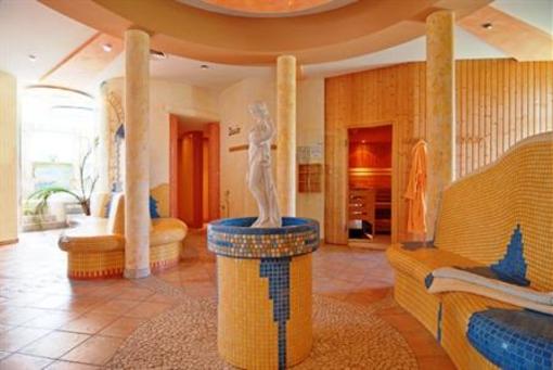 фото отеля Erlebnis Hotel Appartements Latschach