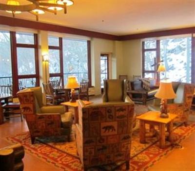 фото отеля Bear Mountain Inn's Overlook Lodge