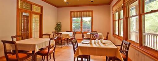 фото отеля Meritage Meadows Inn
