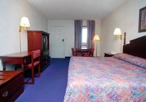 фото отеля Econo Lodge Inn & Suites Tuscaloosa
