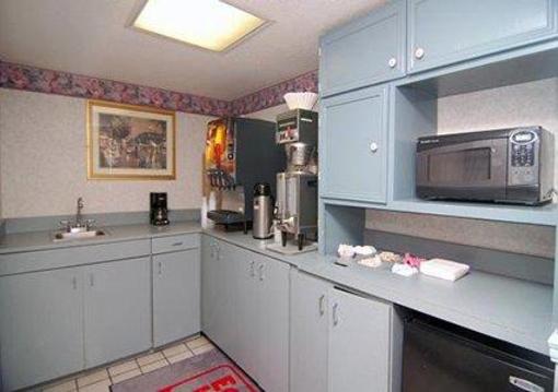 фото отеля Econo Lodge Inn & Suites Tuscaloosa
