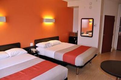 фото отеля Motel 6 Kingston (Ontario)